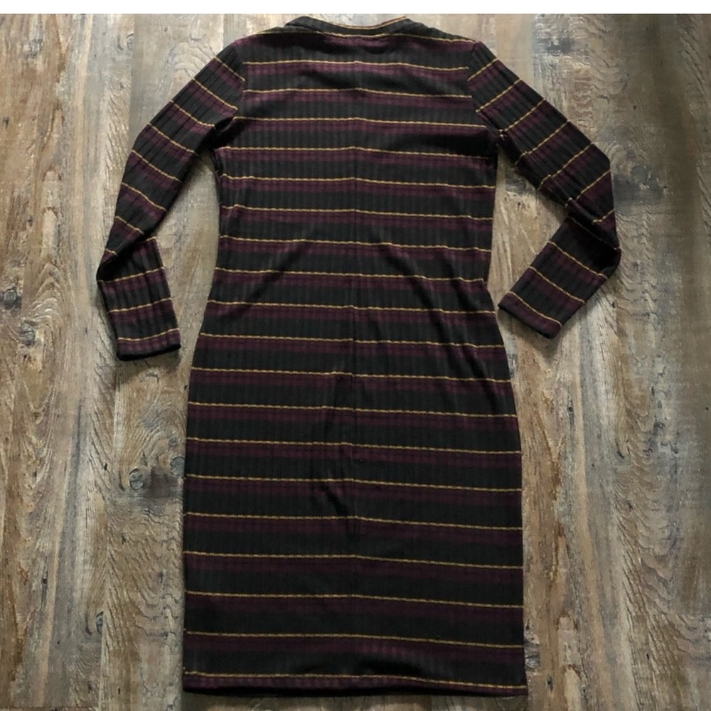 Dynamite midi long sleeve dress